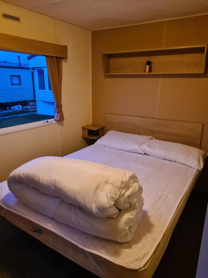 Cosy, Family Caravan Near The Beach Clacton-on-Sea Εξωτερικό φωτογραφία