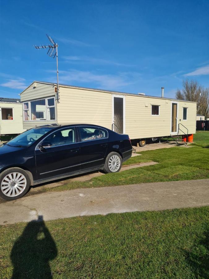 Cosy, Family Caravan Near The Beach Clacton-on-Sea Εξωτερικό φωτογραφία